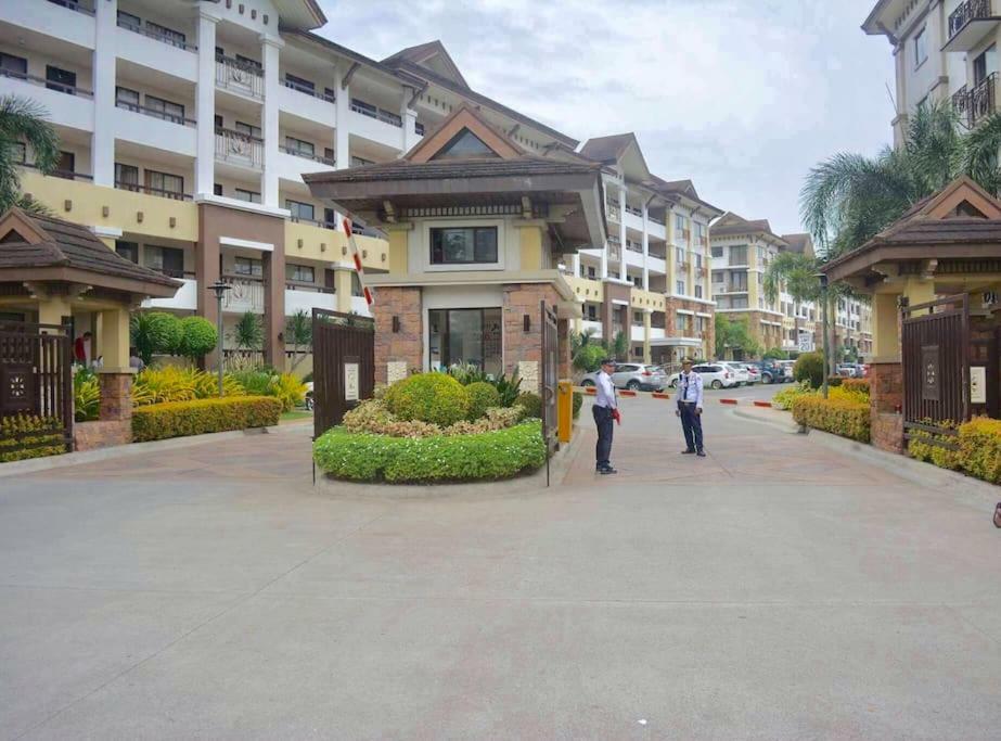 Alles One Oasis Condo Davao Near Sm Mall With Wifi ภายนอก รูปภาพ